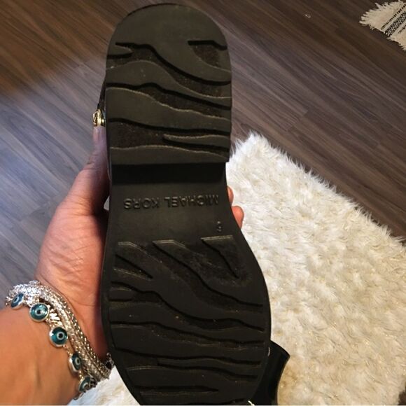 Michael Kors Cushioned Rain boots! Snow grip bottoms - Picture 6 of 8